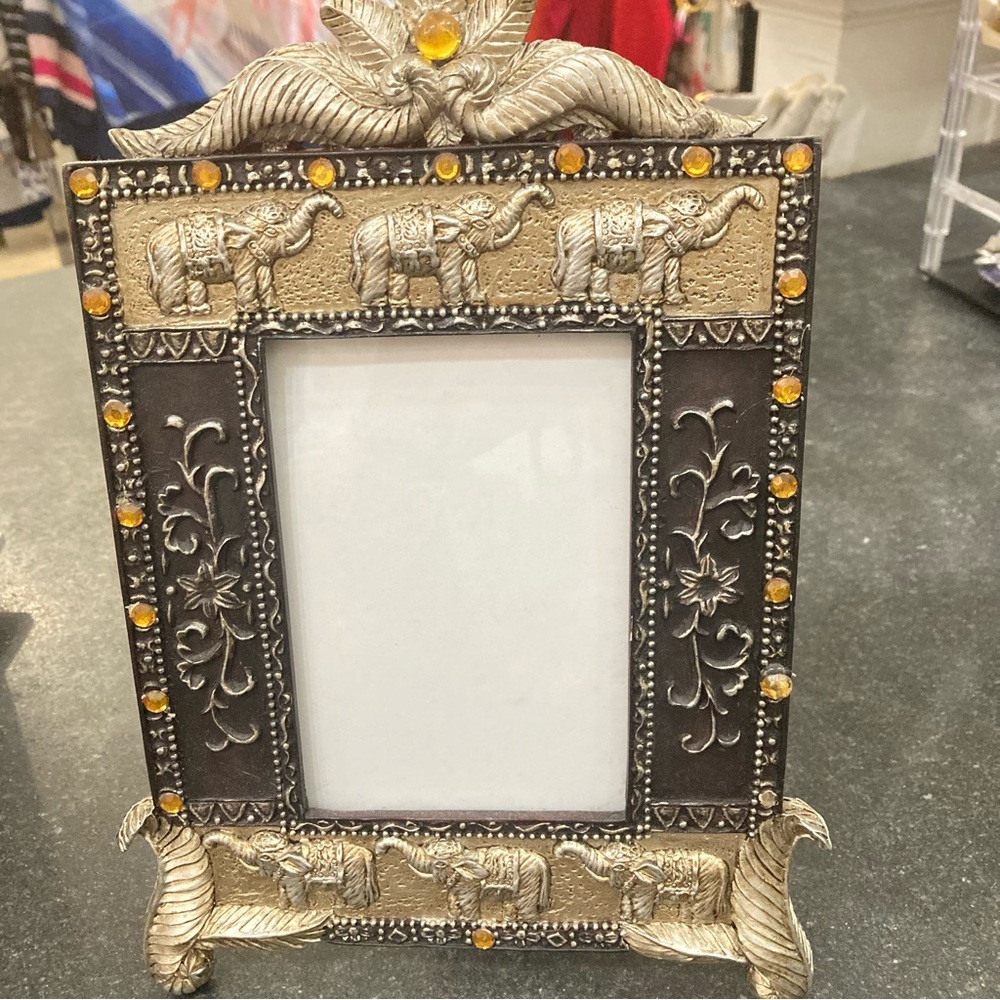 Elephant picture frame